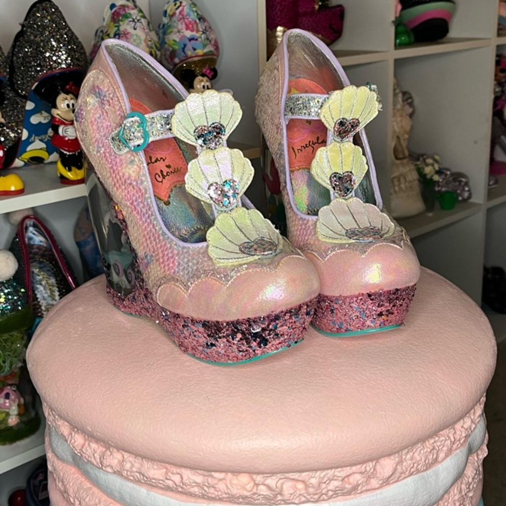 Irregular Choice “Make a Splash” limited edition snow globe heels